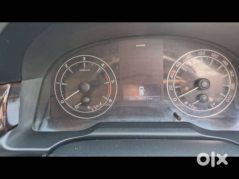 Toyota Innova Crysta 2.4 G Mt 7 Str, 2018, Diesel