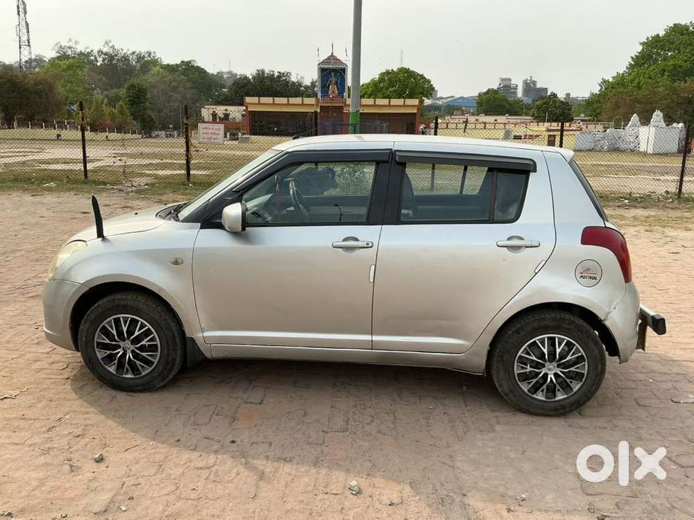 Maruti Suzuki Swift 2005 Petrol Well Maintained