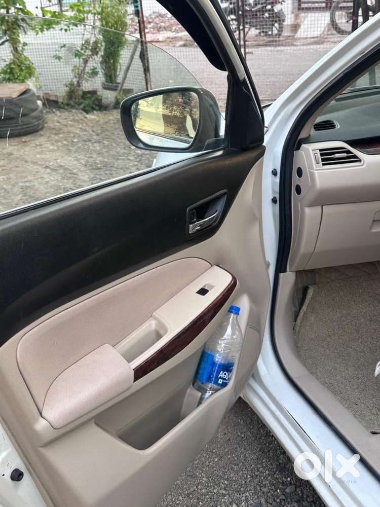 Maruti Suzuki Dzire 2017 95000 Km Driven