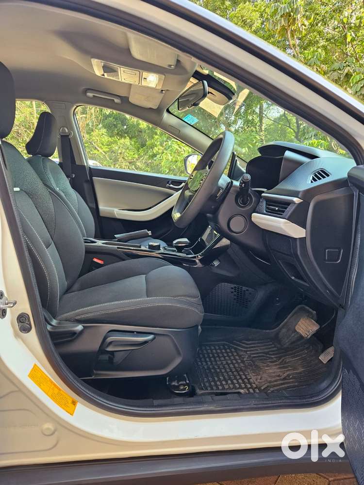 Tata Nexon Creative Plus 1.2 Revotron Petrol 6 Amt Dt, 2024, Diesel