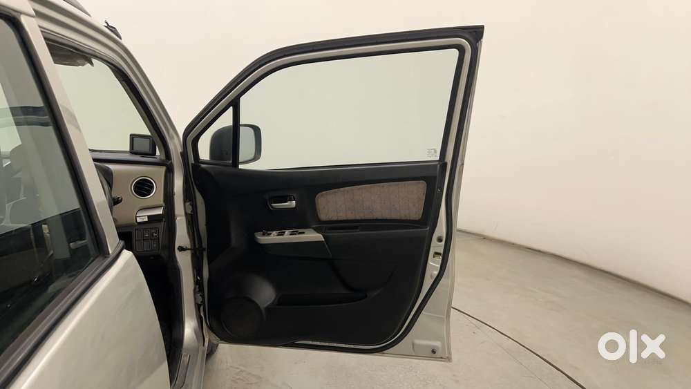 Maruti Suzuki Wagon R 1.0 Vxi Amt, 2016, Petrol
