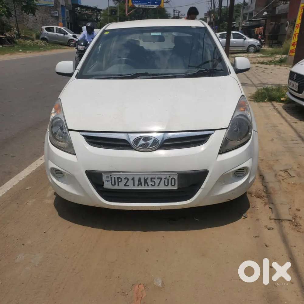 Hyundai I20 Sportz 2011 Diesel Car