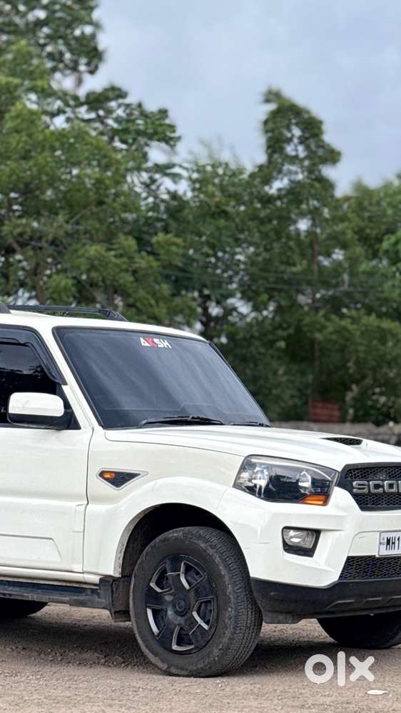 Mahindra Scorpio Classic 2015 Petrol Diesel