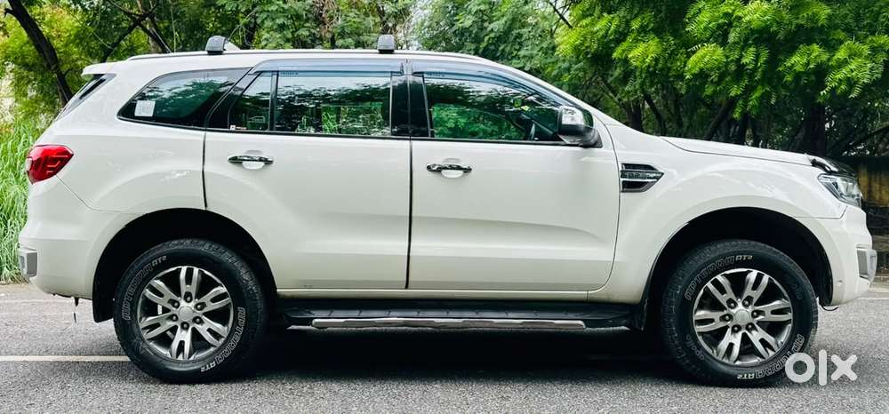 Ford Endeavour 3.2 Titanium At 4x4, 2017, Diesel