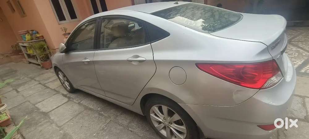 Hyundai Verna 2011 Diesel 149900 Km Driven For Sell