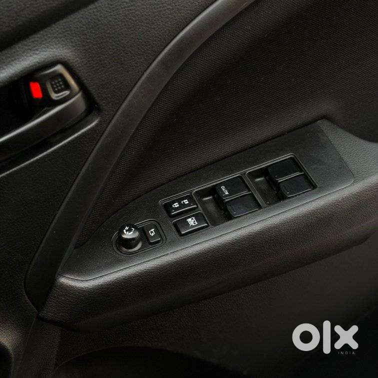 Maruti Suzuki Brezza 1.5 Vxi Cng, 2023, Petrol