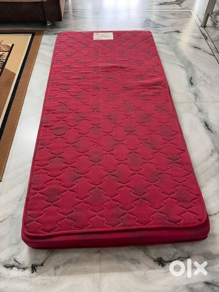Libra Chicago DX Premium Mattress &ndash; Excellent Condition