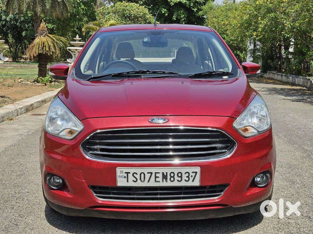 Ford Figo Aspire Titanium Blu, 2015, Petrol