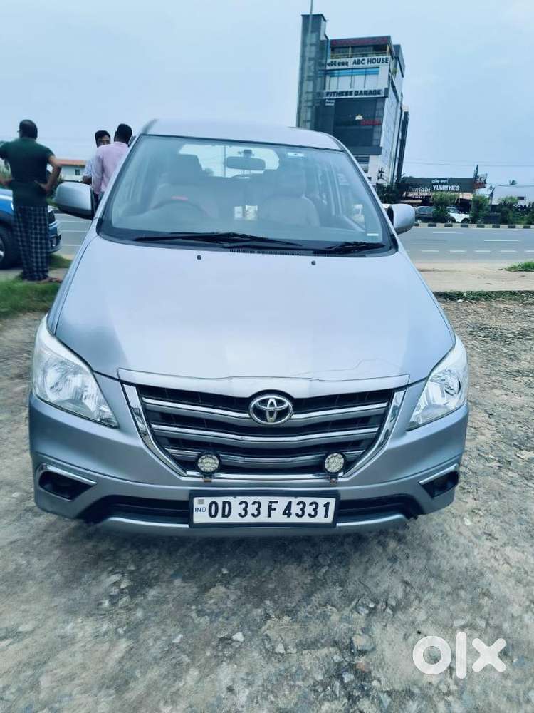 Toyota Innova 2.5 G (diesel) 8 Seater, 2016, Diesel
