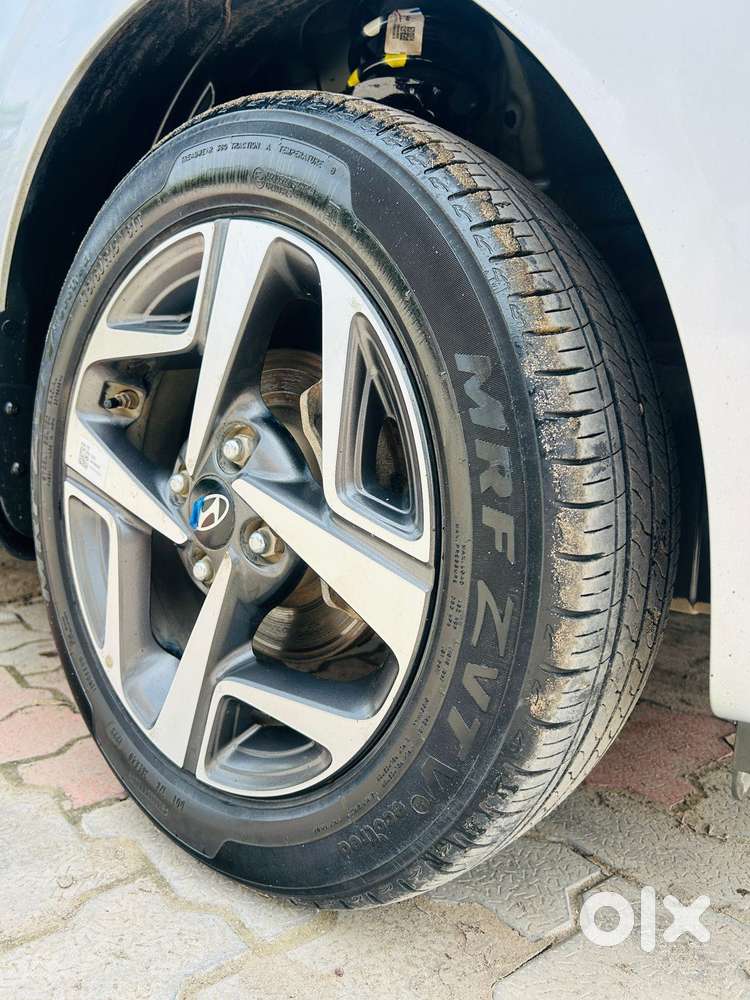 Hyundai Aura Sx 1.2 Cng, 2023, Cng & Hybrids