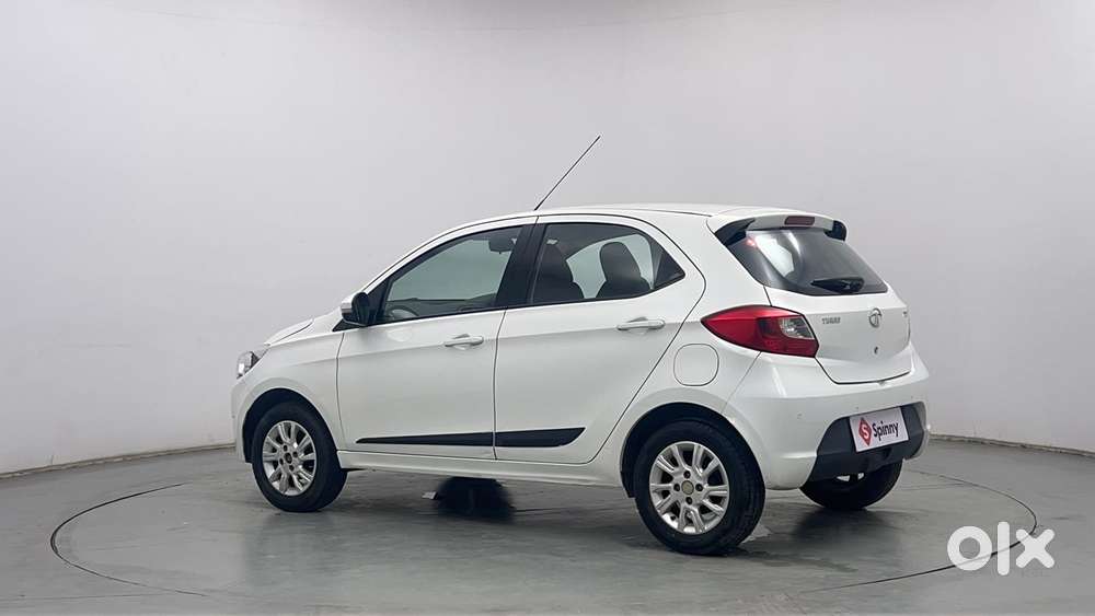 Tata Tiago Xza, 2017, Petrol