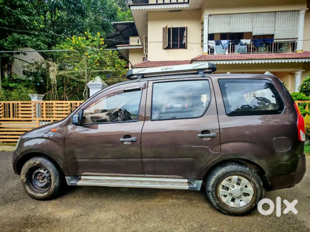 Mahindra Xylo 2010