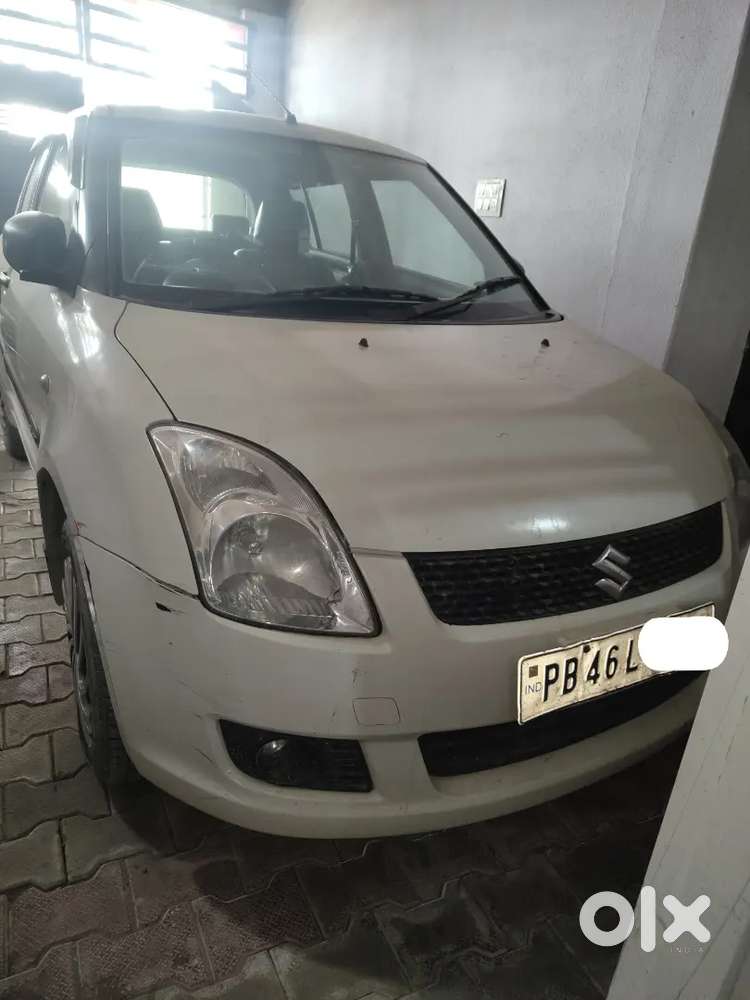 Maruti Suzuki Swift 2011 Petrol