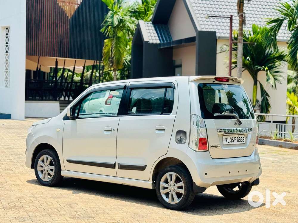 Maruti Suzuki Wagon R Stingray Vxi Optional, 2014, Petrol