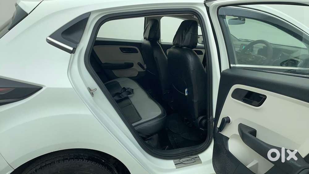 Tata Altroz 1.2 Xe Plus Petrol, 2021, Petrol