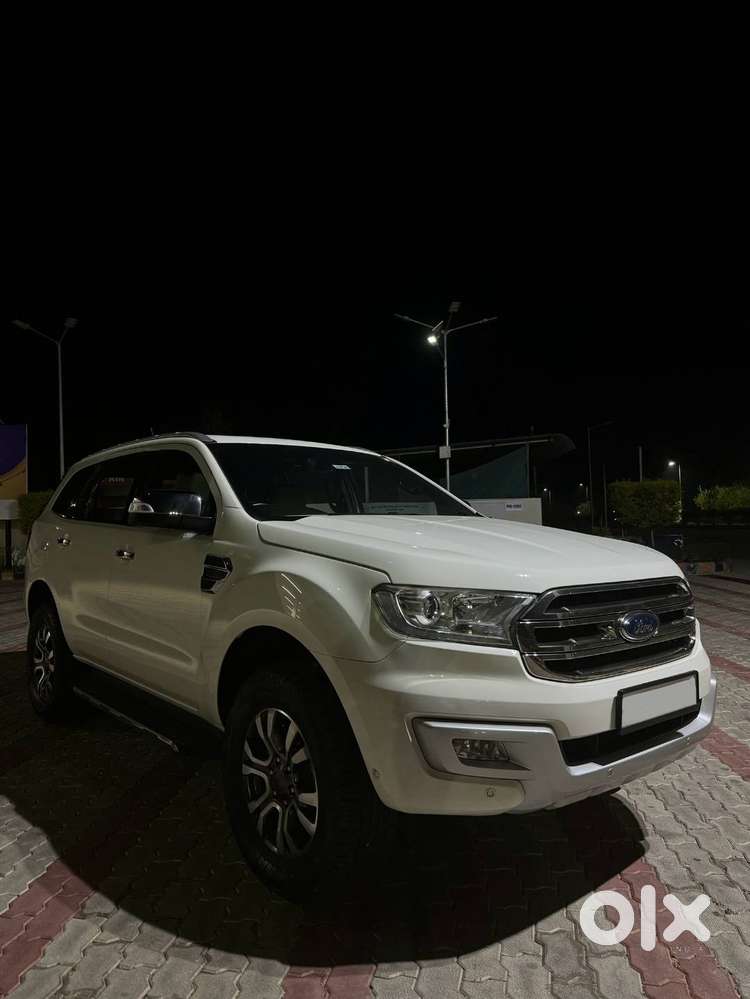 Ford Endeavour 2017