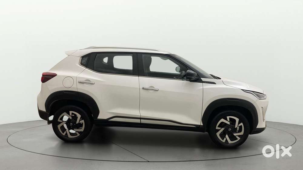 Nissan Magnite 1.0 Xv Premium Turbo Cvt, 2022, Petrol