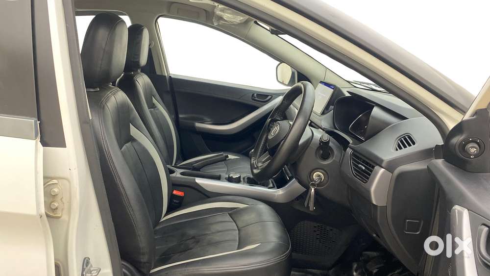 Tata Nexon 1.2 Revotron Xm (s), 2021, Petrol