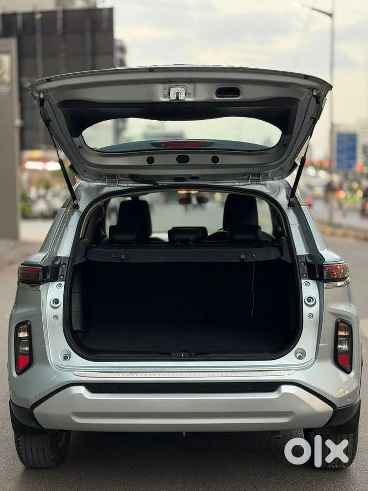Maruti Suzuki Grand Vitara 1.5 Delta Smart Hybrid At, 2024, Petrol