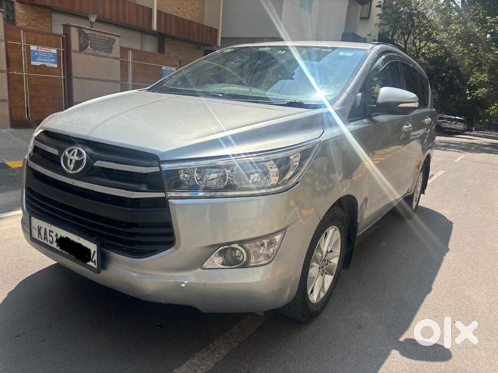 Toyota Innova Crysta 2.8 Gx At, 2017, Diesel