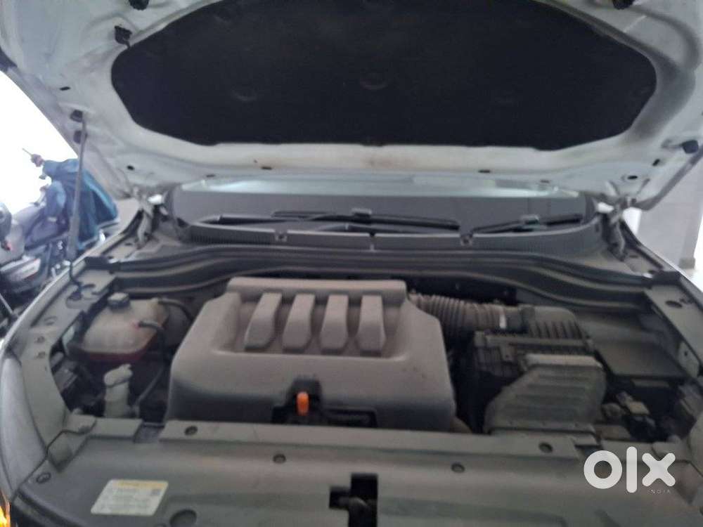 Mahindra Xuv700 2.0 Ax 5 Petrol At Str, 2021, Petrol