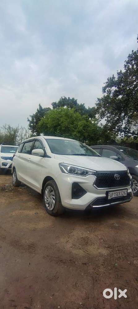 Toyota Rumion S Cng, 2024, Cng & Hybrids