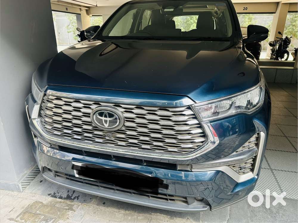 Toyota Innova Hycross 2.0 Zx Hybrid 7 Str, 2023, Petrol