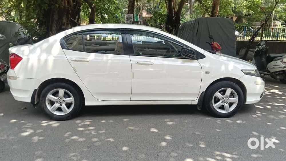 Honda City V At Exclusive, 2013, Petrol