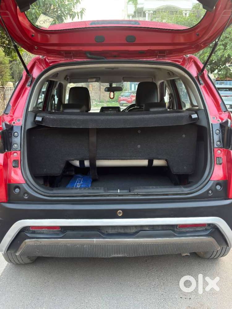 Maruti Suzuki Brezza 1.5 Vxi Cng, 2023, Cng & Hybrids
