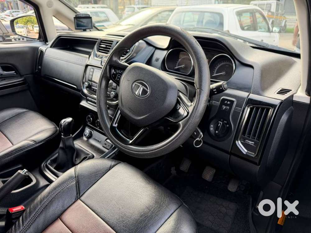 Tata Hexa Xe, 2018, Diesel