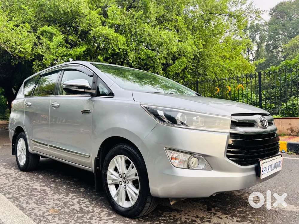 Toyota Innova Crysta 2.8 Zx At 7 Seater, 2017, Diesel