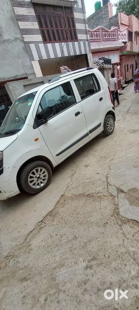 Maruti Suzuki Wagon R 2013 Petrol Manual Car