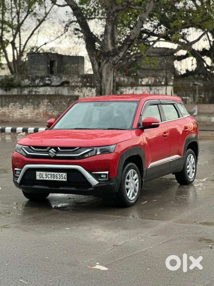 Maruti Suzuki Brezza 1.5 Lxi Cng, 2023, Cng & Hybrids