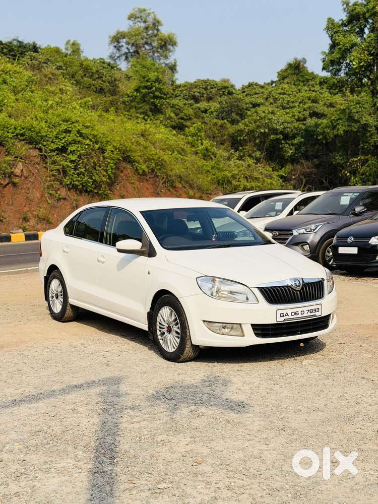 Skoda Rapid 1.6 Mpi Ambition, 2012, Petrol