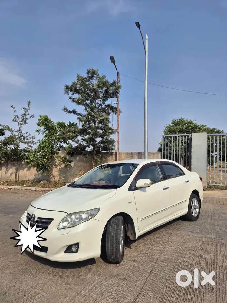 Toyota Corolla Altis 2010 Automatic