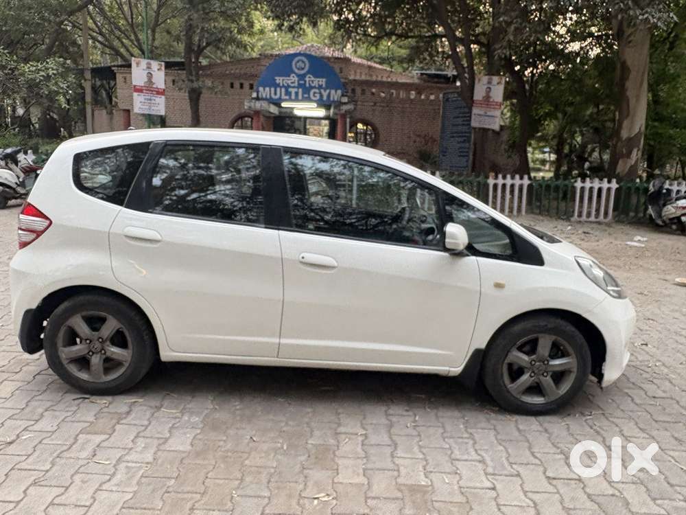 Honda Jazz X I-vtec, 2012, Cng & Hybrids