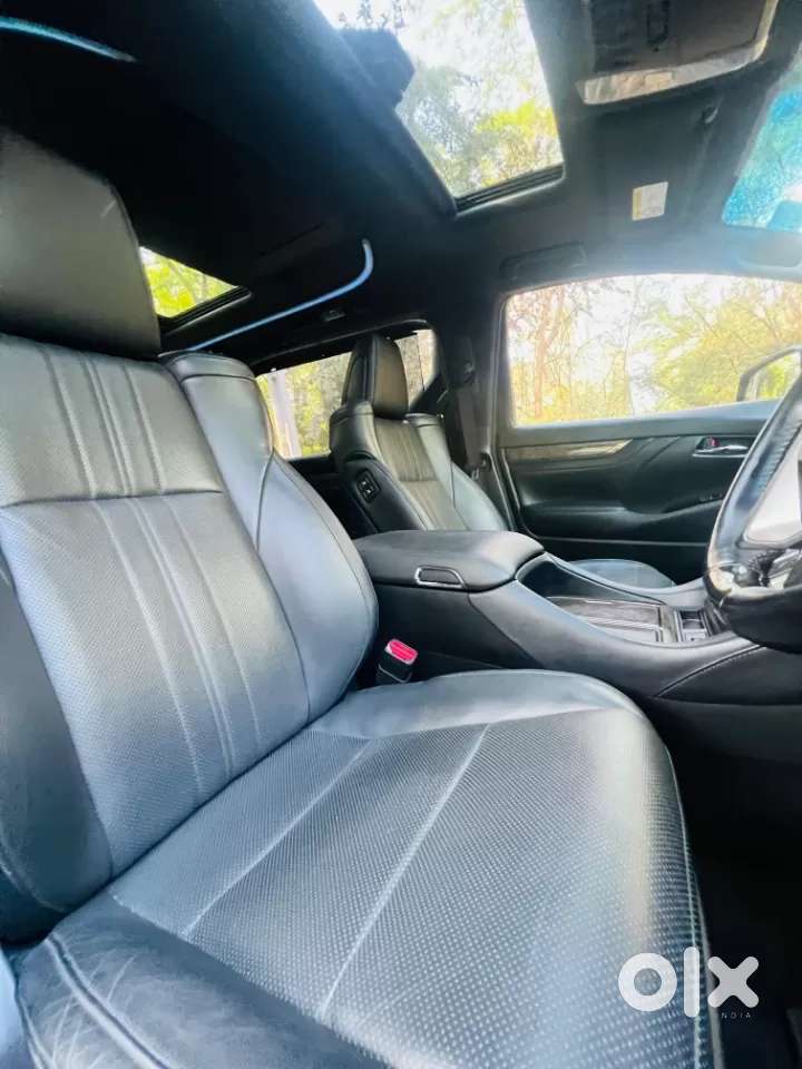 Toyota Vellfire 2.5 Hybrid, 2021, Petrol