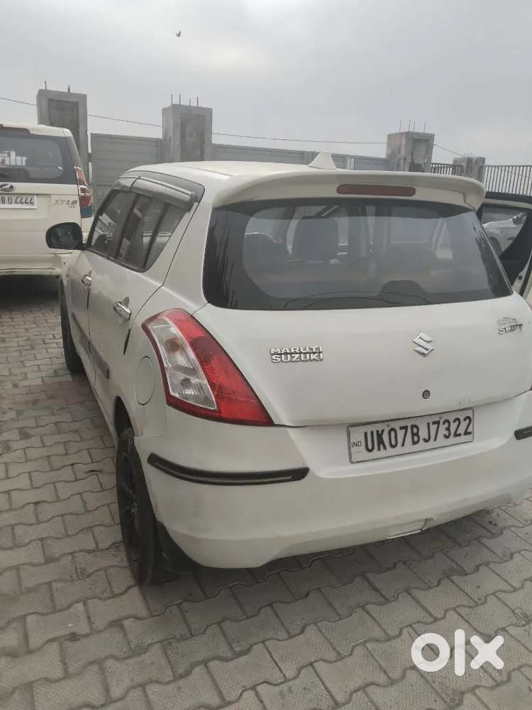 Maruti Suzuki Swift 2015 Diesel 97000 Km Driven