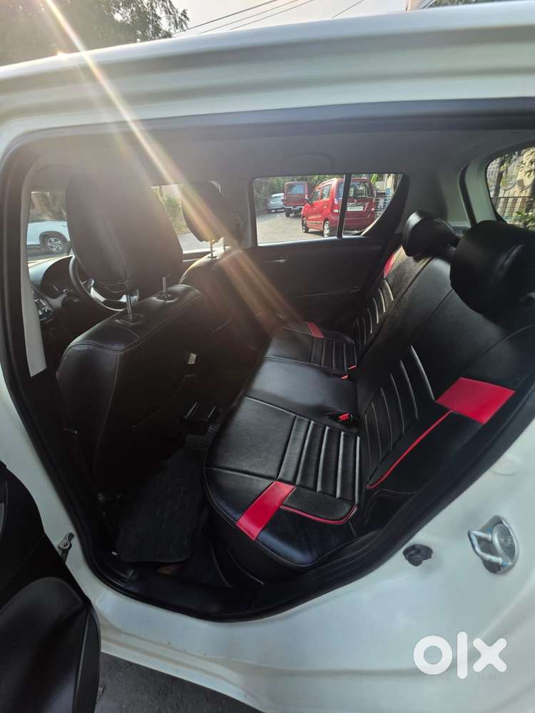 Maruti Suzuki Swift Vxi + Manual, 2015, Petrol