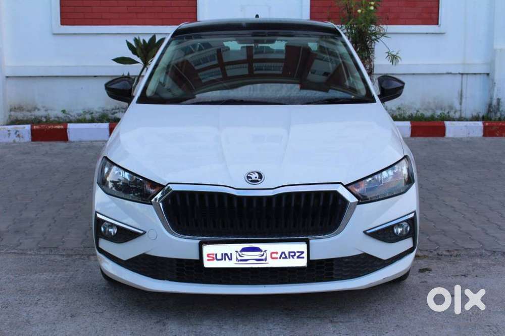 Skoda Slavia 1.0 Ambition Tsi, 2022, Petrol