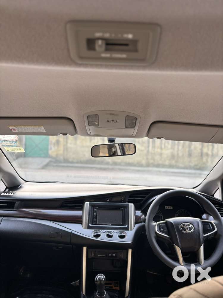 Toyota Innova Crysta 2.4 G Mt, 2017, Diesel