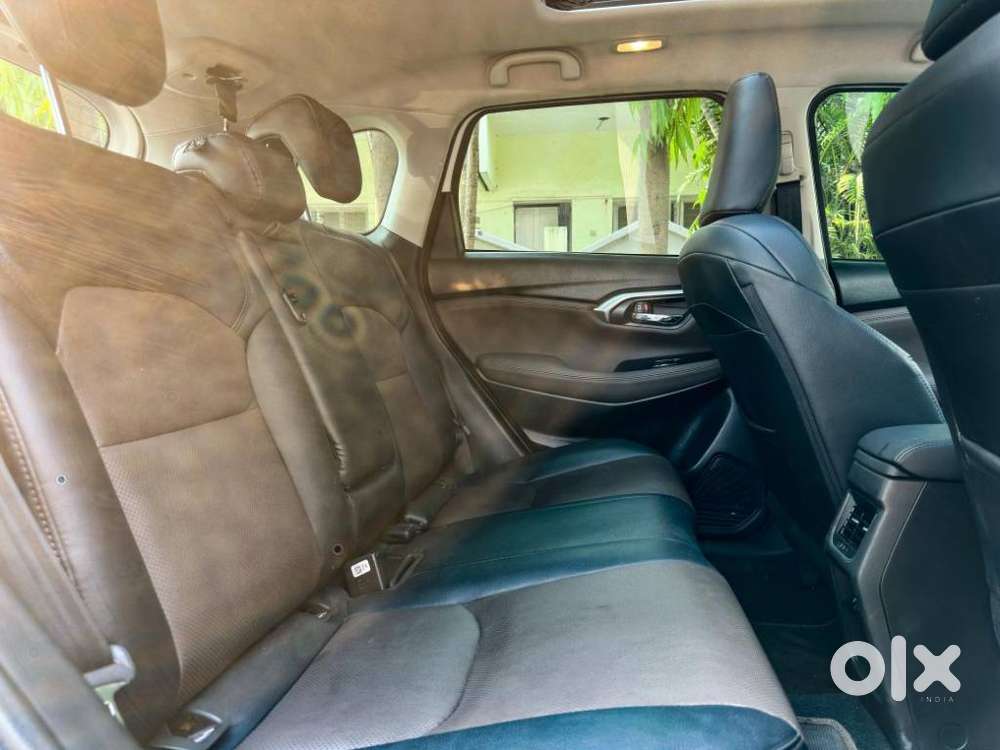 Toyota Urban Cruiser Hyryder 1.5 V Hybrid, 2024, Petrol