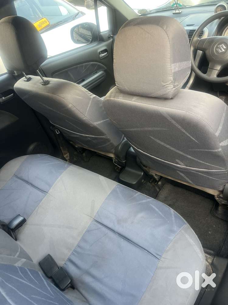 Maruti Suzuki Ritz Vxi, 2011, Petrol