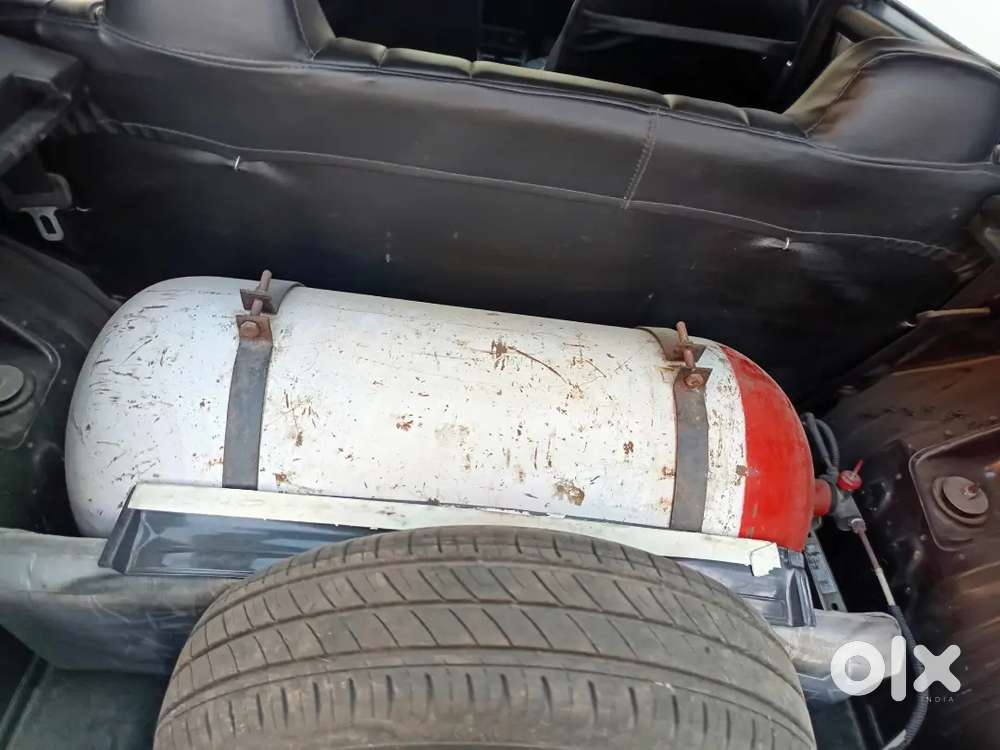 Kwid Automatic With Cng In Immaculate Condition