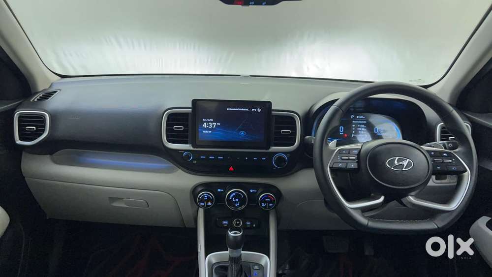 Hyundai Venue 1.0 Sx (o) Turbo Dct, 2023, Petrol