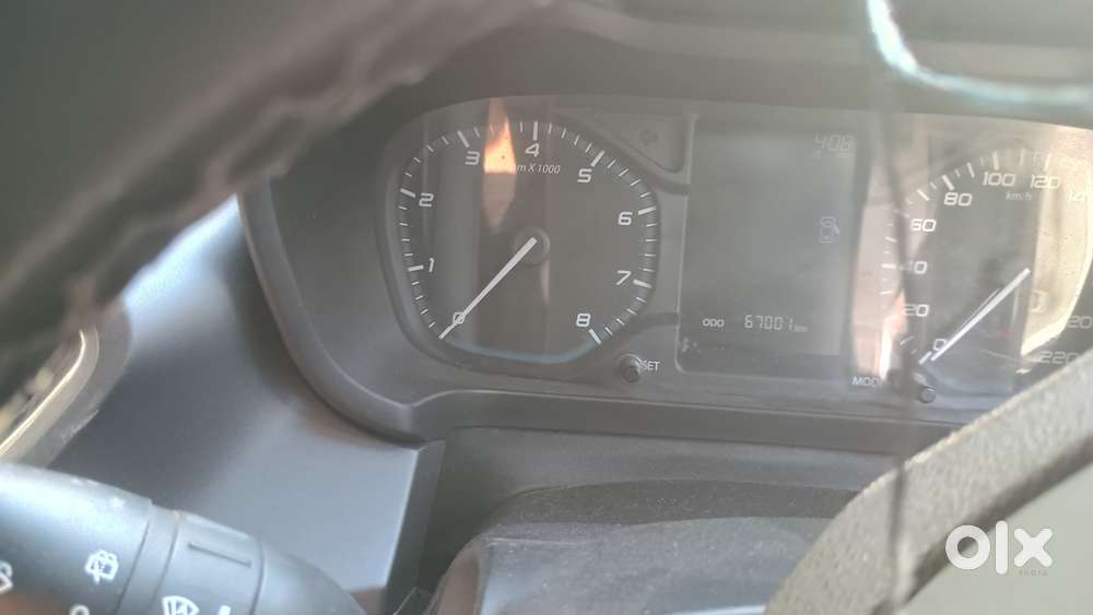 Tata Altroz Xz, 2022, Petrol