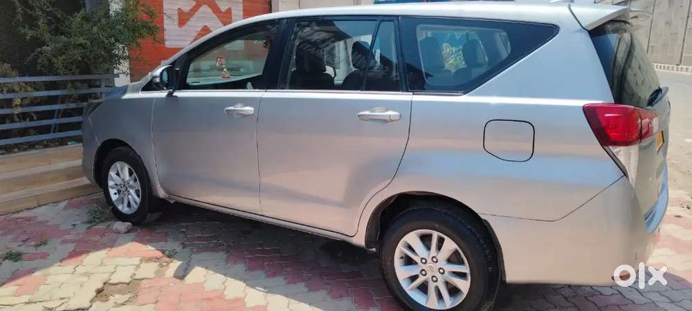 Toyota Innova Crysta 2017 Diesel 251000 Km Driven