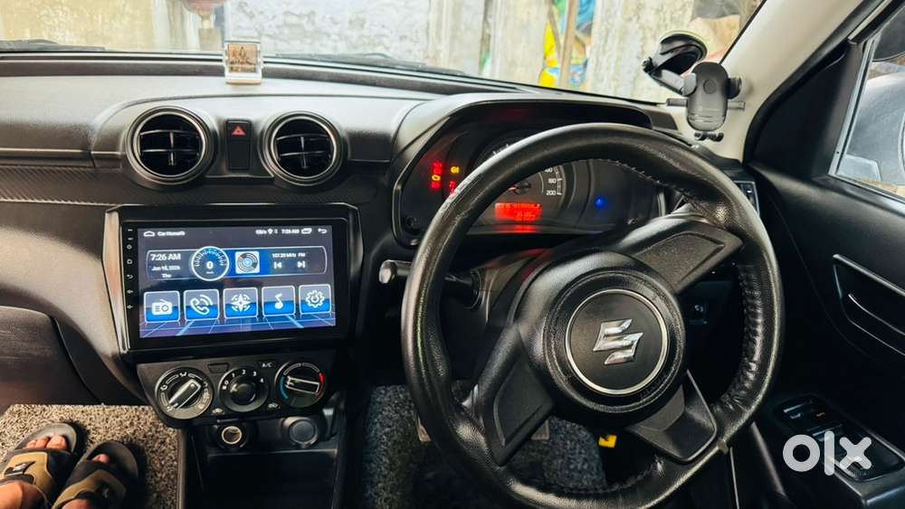 Maruti Swift Petrol 2022
