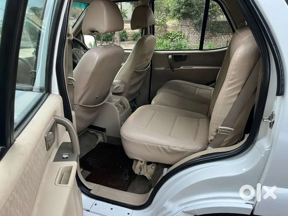 Tata Safari 2013 Diesel 92009 Km Driven