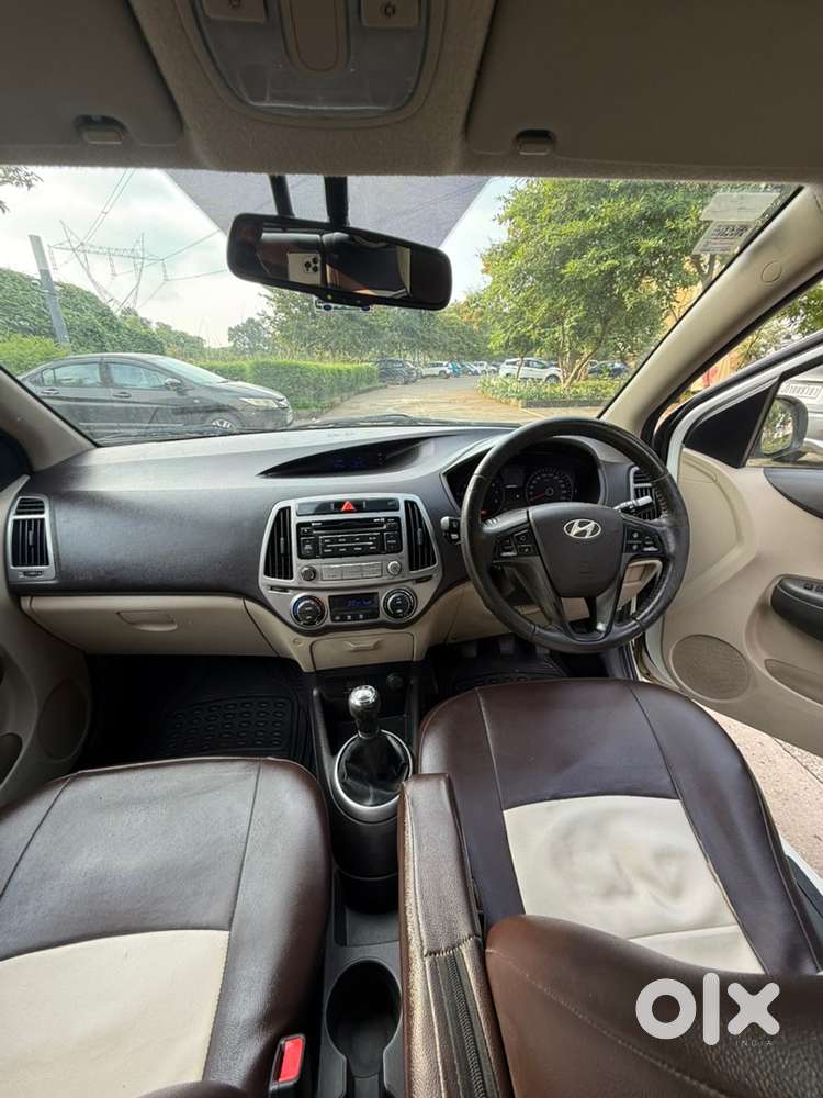 Hyundai I20 Asta 2014 Petrol Car Only Serviced By Hundai